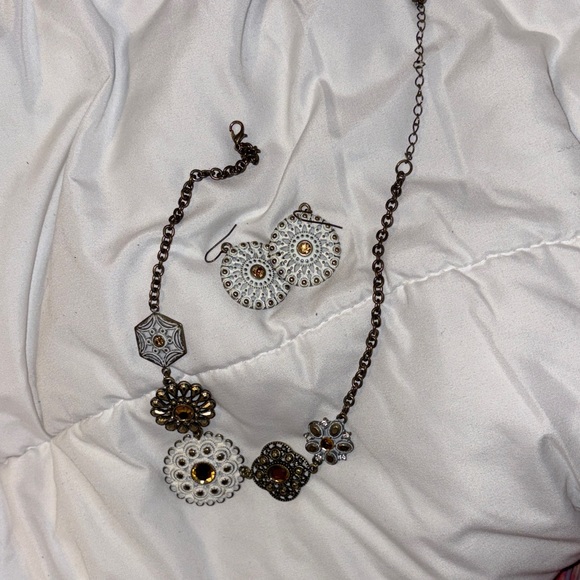 Jewelry - Elegant Multi-Color Necklace and Earring Set